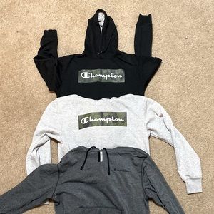 Champion Hoody Bundle Size M and in great shape